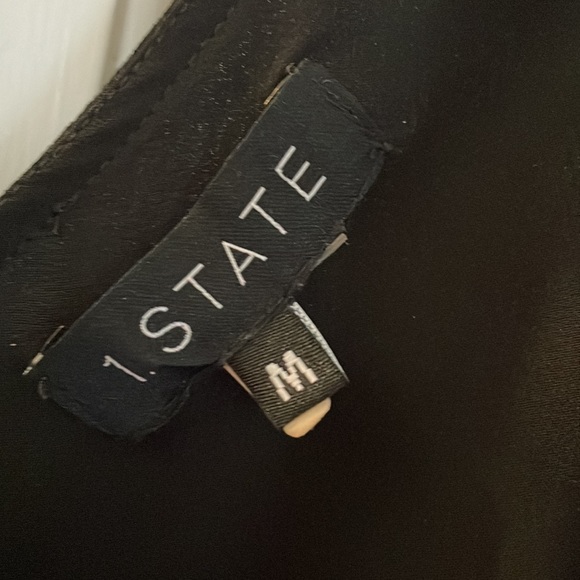 1. State V-neck shift dress with ties at shoulders. Lined. Size Medium - Picture 5 of 9